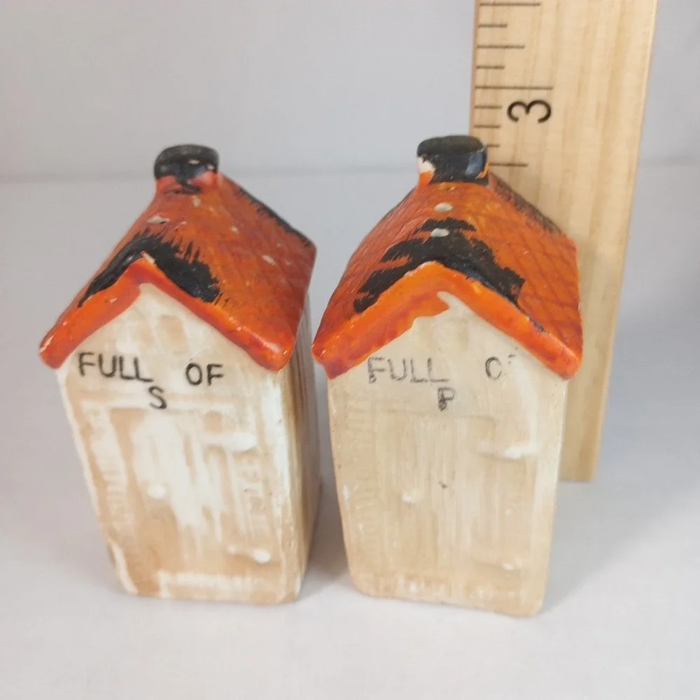 VTG Outhouse Ceramic Full Of S Full Of P 3